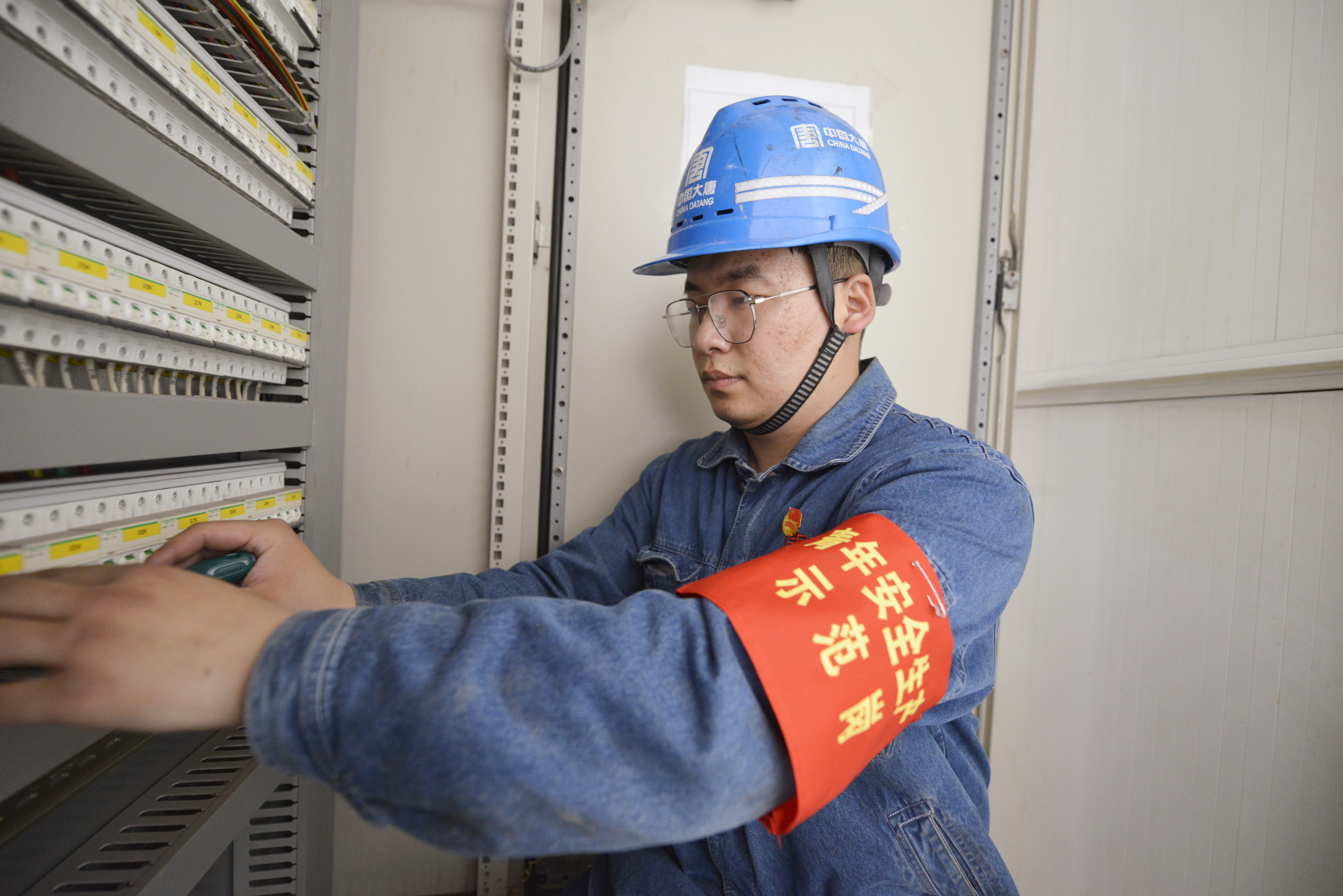 【最美大唐人】全國(guó)優(yōu)秀共青團(tuán)員張浩男（武安發(fā)電公司） (2).jpg