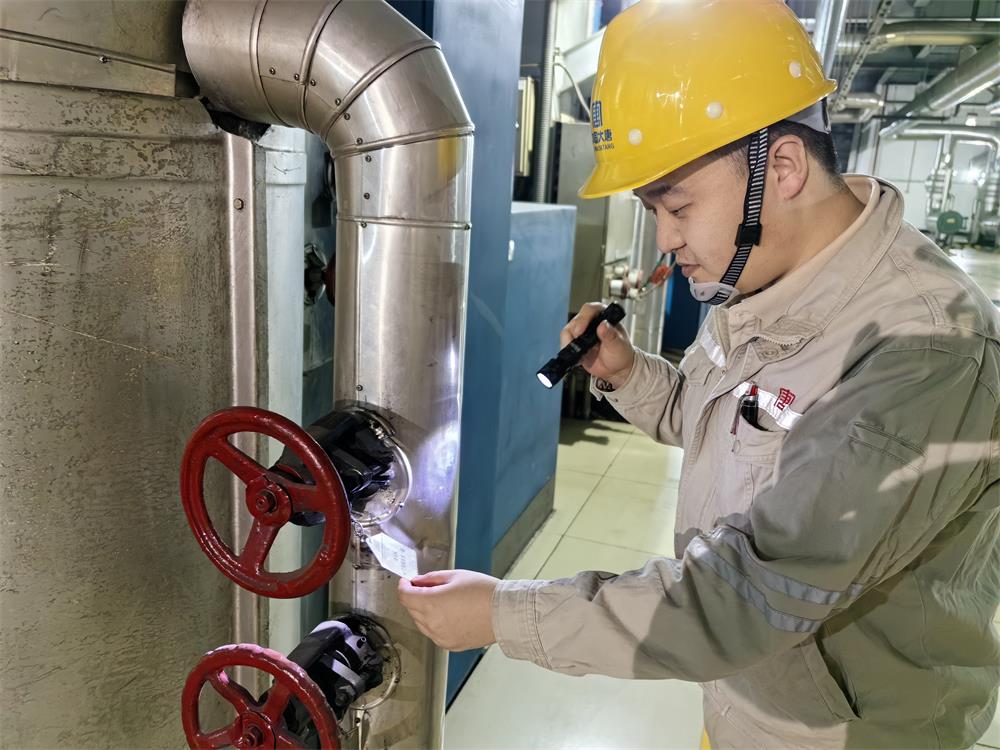 1708582942559023431.jpg 【奮斗大唐人】曹寧:時(shí)光不負(fù)追夢(mèng)人.jpg